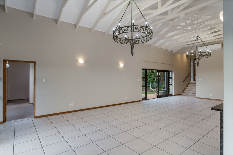 5 Bedroom Property for Sale in Boskloof Eco Estate Western Cape